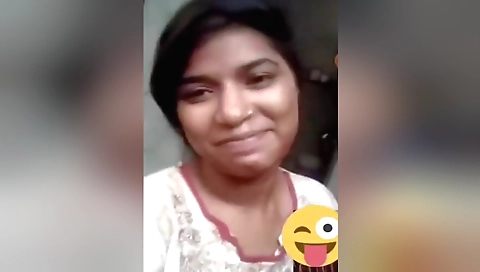 Amateur blonde chick showing her tits on video call