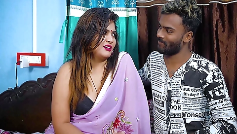 Milf with a sexy head and big booty is fucked in multiple positions