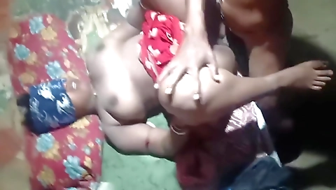 Indian hairy pussy is amazing and it makes me so horny