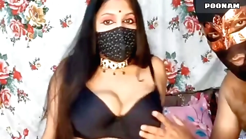 Indian bhabhi has beautiful body on homemade video