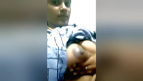 Indian hairy brunette shows her pussy on the webcams