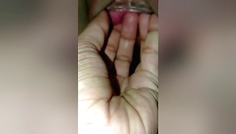 Indian girl gets fucked by her boyfriend in closeup vid