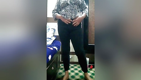 Indian teen in bed enjoys her perfect body and pussy