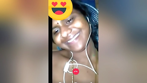 Hot indian brunette showing her pussy and boobs on webcam