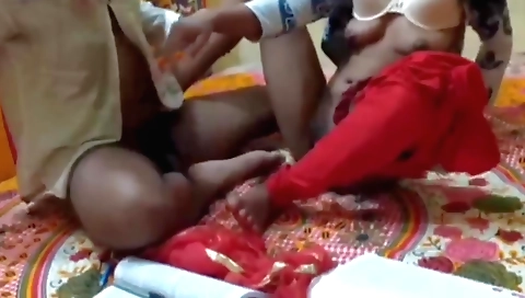 Beautiful Indian Girl First Time Sex With Boyfriend