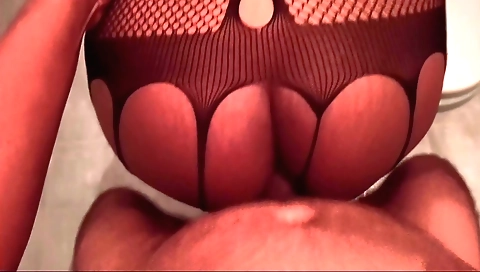 I am fucked in the bathroom with my big ass in homemade porn