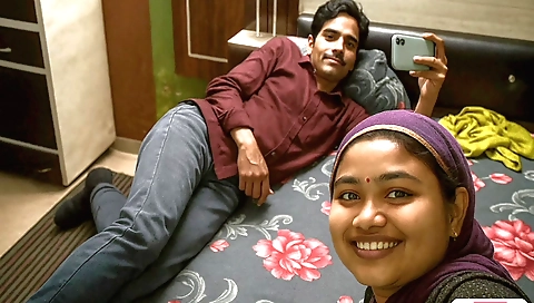 Indian amateur brunette in sexy lingerie fucked in bed