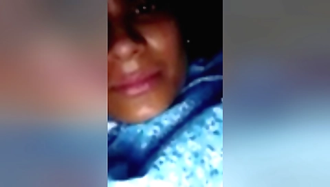 Indian sex video shows brunette with her lover having sex