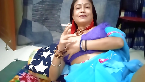 Horny busty indian hottie enjoys smoking and sex with her lover