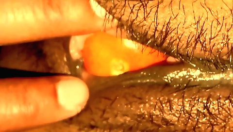 Indian amateur video shows hairy dildo in the mouth