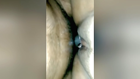 Indian slut fucks in her bed in amateur porn video