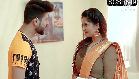 Indian babe with big tits is showing off her breasts