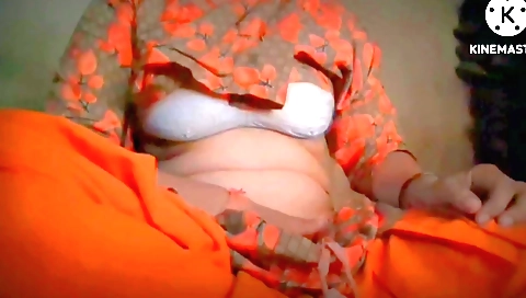 Indian teen fucks her boyfriend with her shaved pussy