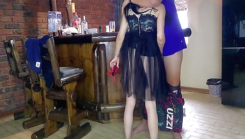 Two women have fun with a dude in this amateur threesome