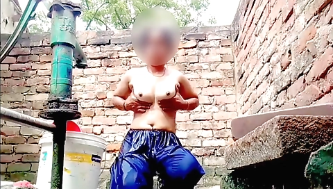 Nasty indian girl nude in a solo masturbation movie