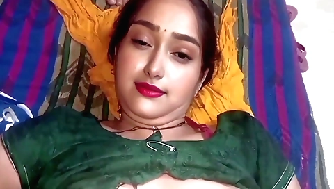 Indian brunette 18+ amateur video with a slutty act