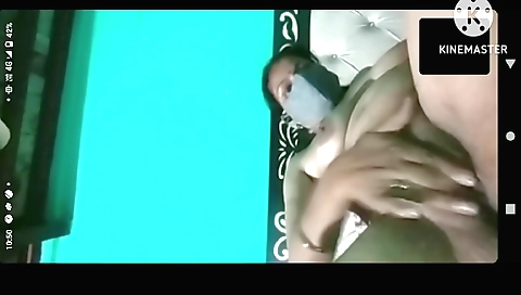 Indian dress and sexy ass amateur brunette in a video call