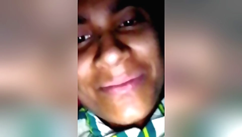 Indian girl with a small bikini has sex with bangladeshi guy