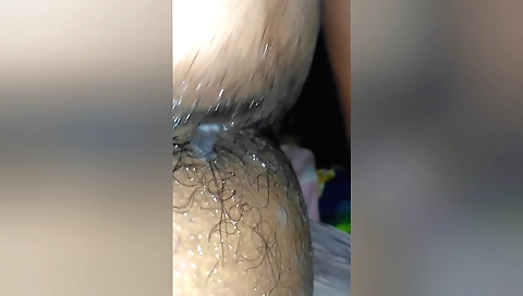 Amateur indian brunette gets pounded and creampied