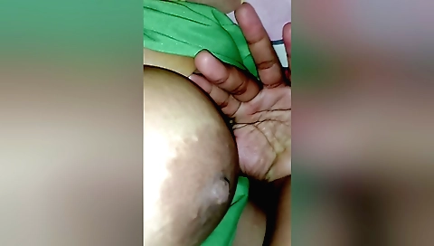 Indian teen with big boobs shows us her sexy tits and ass