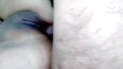 Indian teen girl gets her mouth covered with her boyfriend