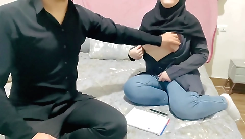 Indian big ass amateur milf fucked hard in a hot sex video