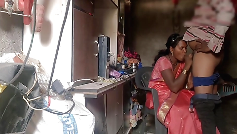 Bhabhi makes out on the webcam and gets a creampie