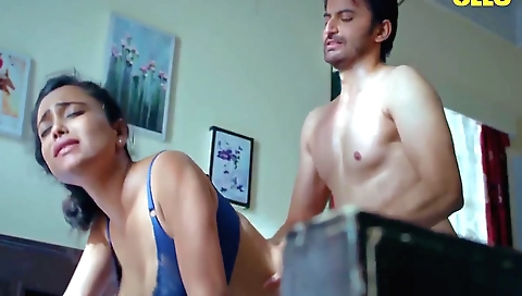 Indian hottie in a lingerie has her ass in the bathroom