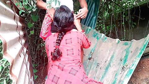 Best Indian Bangali Village Bhabhi Fucking Outdoor Forest By Devar