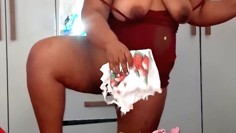 Big booty and tit-humping amateur solo with big booty