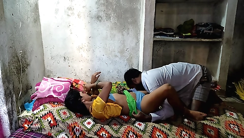 Indian brunette sucks and fucked while the camera is moving