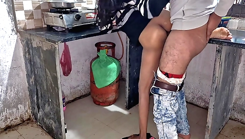 Indian teen 18+ fucked by her boyfriend in the kitchen