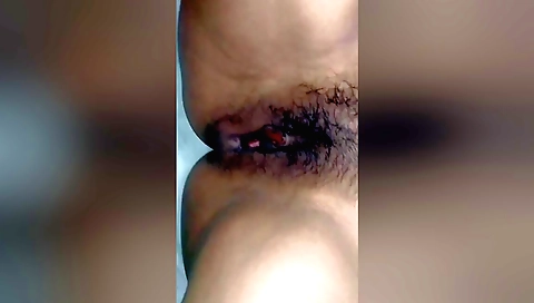 Amateur hairy indian hottie in missionary position