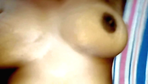 Indian solo fuck from amateur female on the bedroom floor