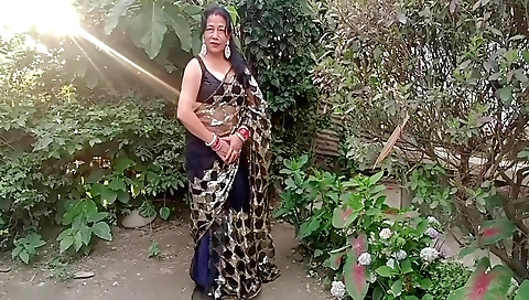 Indian milf fucks out on a solo female with a big pussy