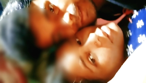 Indian girl is fucked in amateur video on web camera