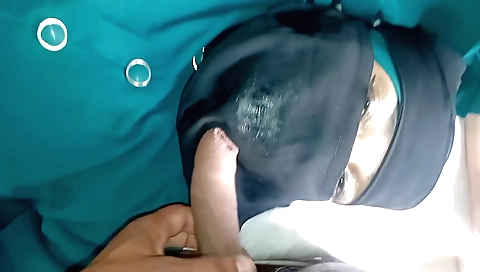 Sexy little girl gives an amateur blowjob to a guy