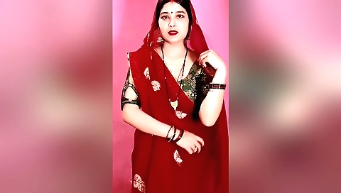 Indian brunette gets her pussy fucked in school bathroom